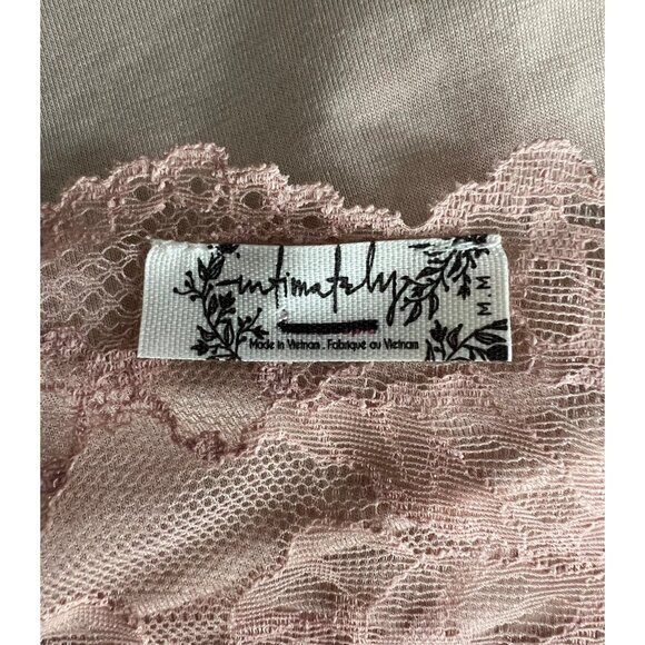 Free People Pink Lacey Essential Cami Adjustable Straps Floral Lace Trim Medium - Picture 7 of 11